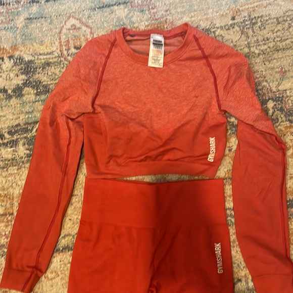 Beautiful Pink ombré gymshark bundle set - Picture 2 of 3